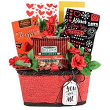 Sweet Greetings Valentine Romantic Gift Basket
