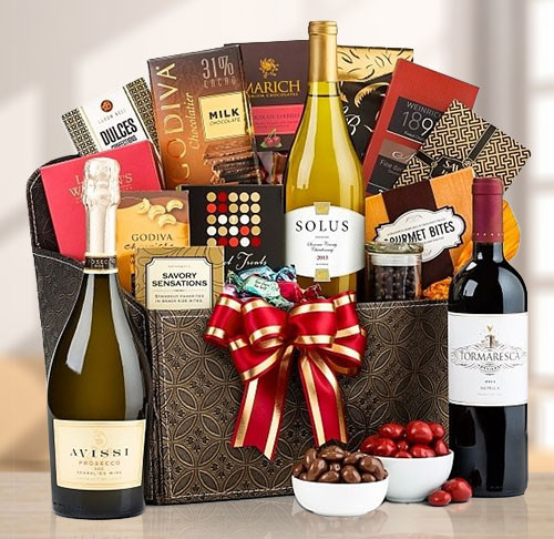 Red Blend, Chardonnay, Sparkling Wine&Snack Gift Basket