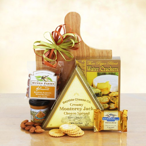 Cheeseboard Gathering Cheese and Crackers Gift