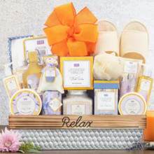 A Perfect Vacation Spa Gift Set for Her