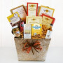 Irresistible Gift Basket of Delightful Snacks